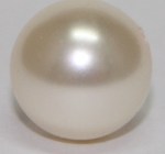 100 x 4mm Cream Round Pearl